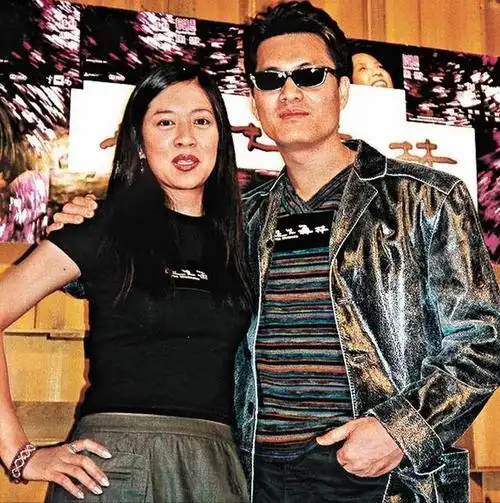 回顾吕良伟十年龙套无人问一朝尬舞天下闻三婚也很幸福