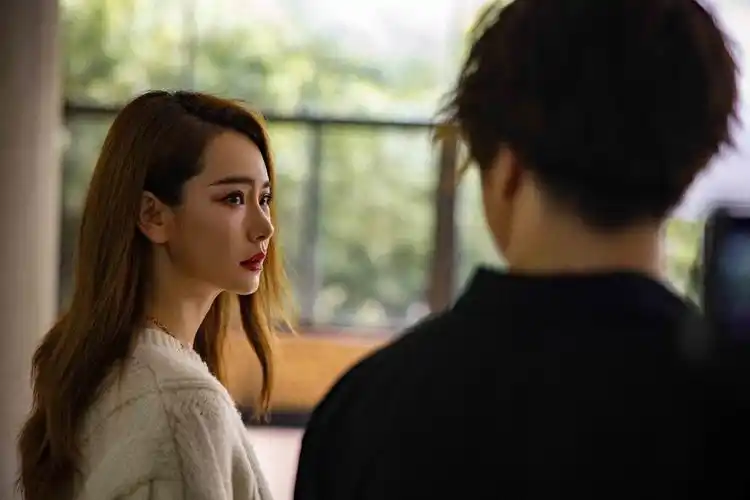 女 戚薇 > 戚薇薛之谦天外来物mv图片(6/9)戚薇相关图片 推荐壁纸 本