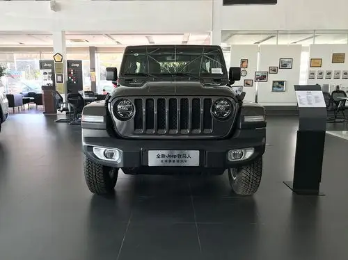 全新牧马人撒哈拉四门电动敞篷版实拍_搜狐汽车_搜狐网